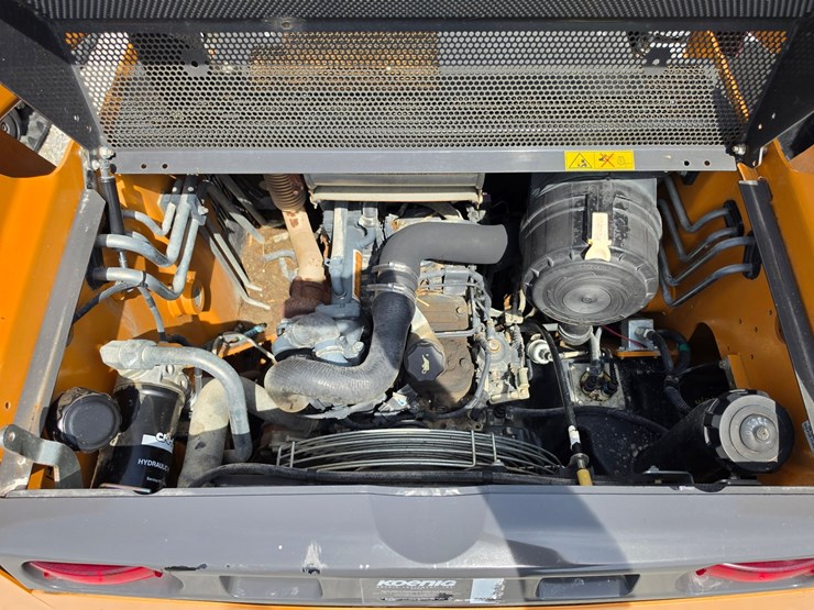 2012-case-tr270-image-16