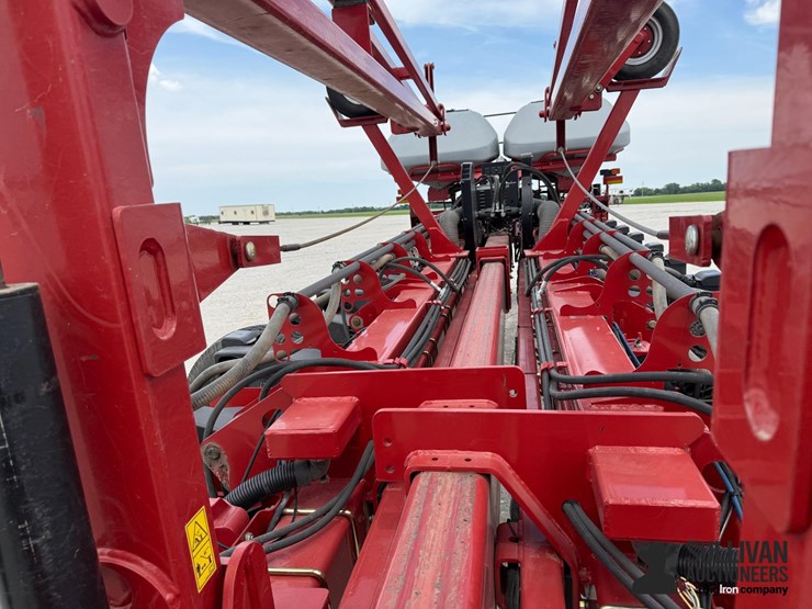 2014-case-ih-1255-image-20