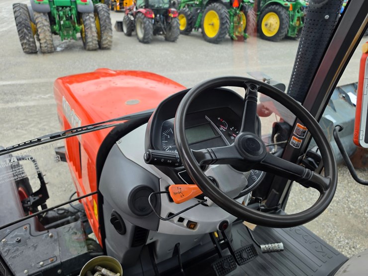 2015-kubota-m7-171-image-16