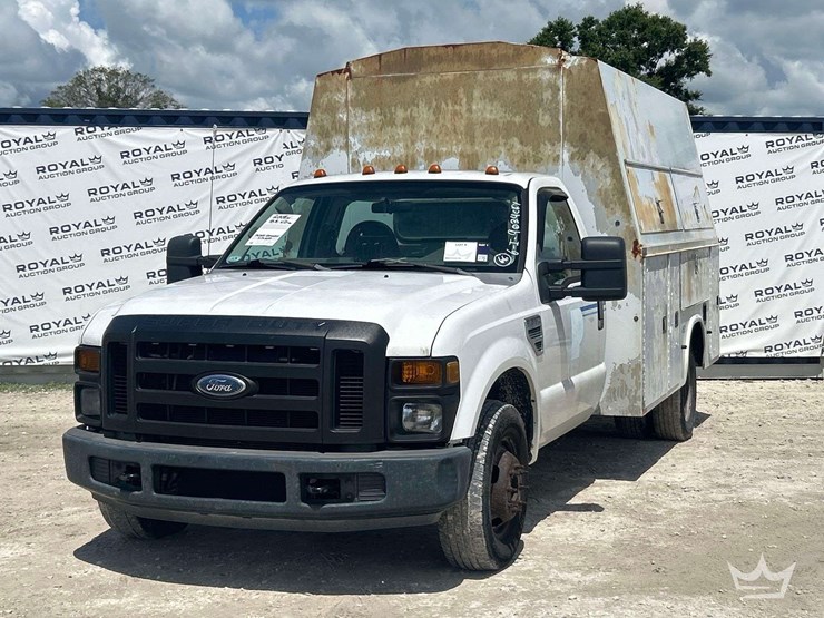 2008-ford-f-350-knapheide-kuv-enclosed-service-truck-image-1