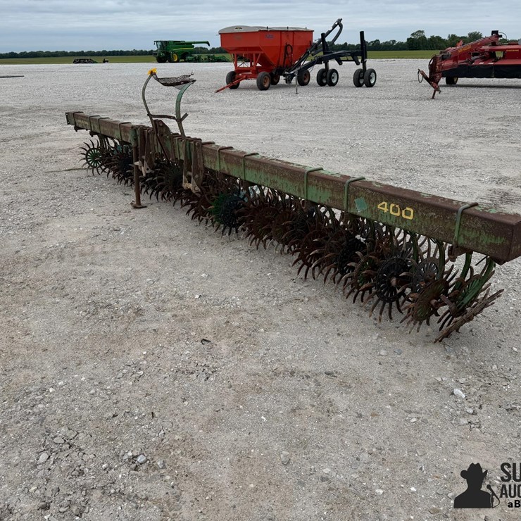JOHN DEERE 400