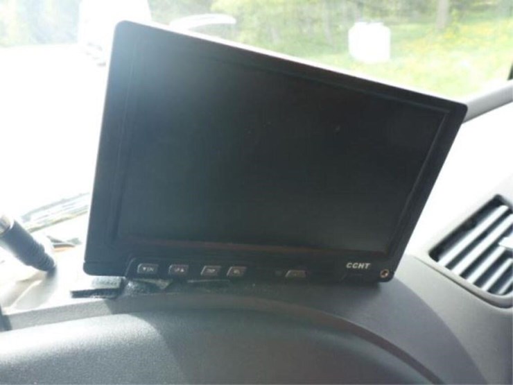 2005-gmc-t8500-image-64