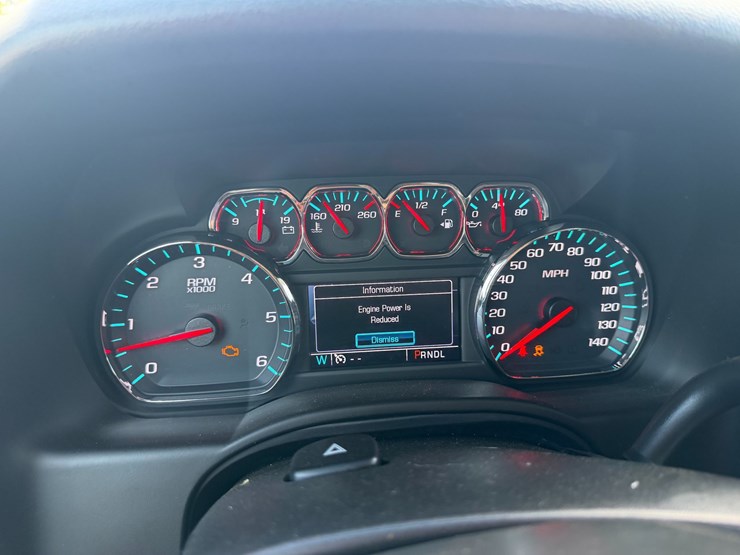 2018-chevrolet-tahoe-image-9