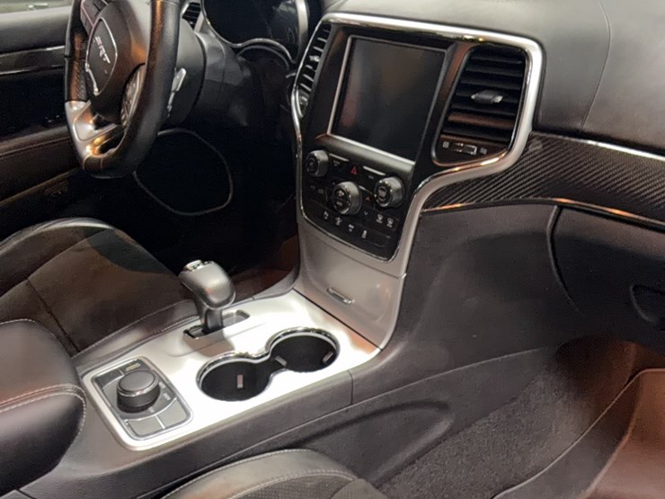 2014-jeep-grand-cherokee-image-35
