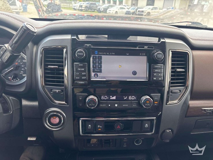 2016-nissan-titan-image-14