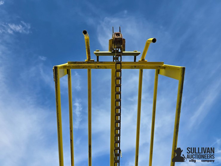 new-holland-132-image-12