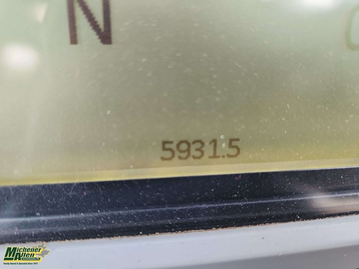 2017-caterpillar-730-image-10