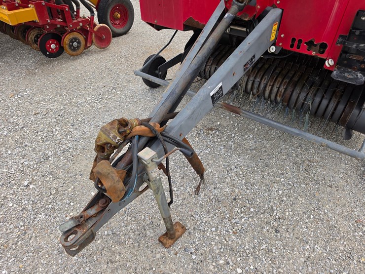 2014-massey-ferguson-2946-image-2