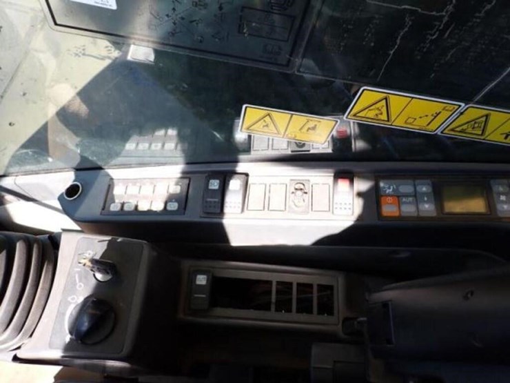 2008-caterpillar-m325d-mh-image-13