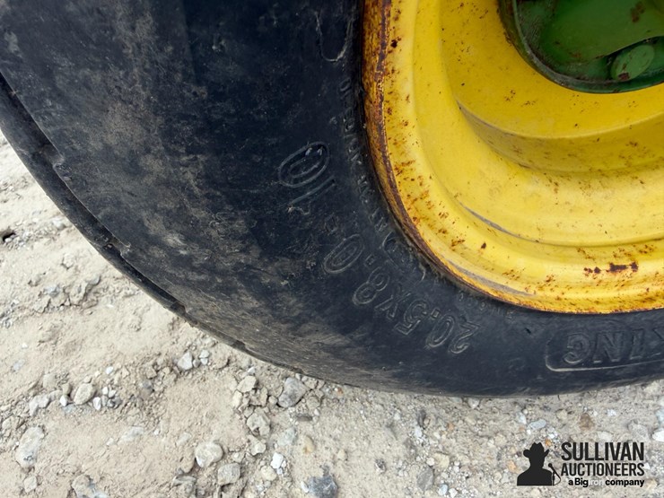 john-deere-845-image-18