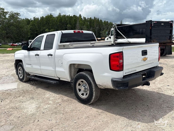 2018-chevrolet-silverado-1500-image-4