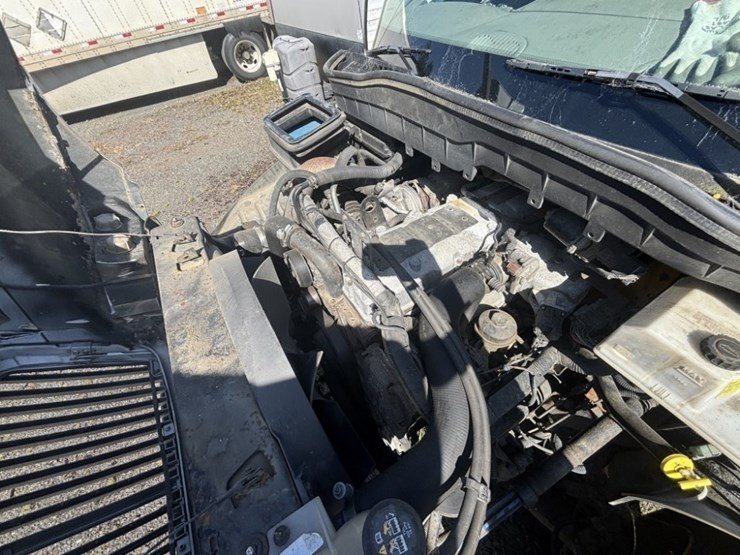 2012-international-durastar-4300-image-11