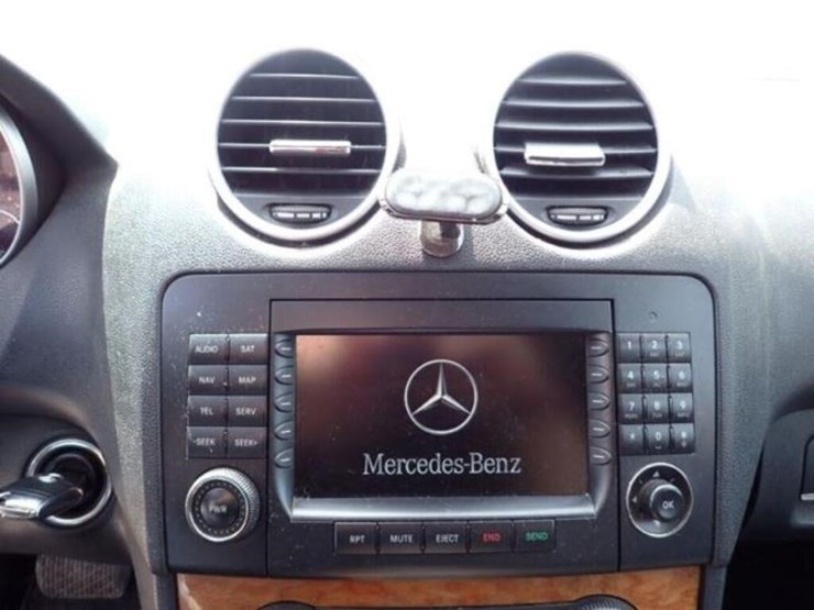2007-mercedes-benz-ml320-image-16