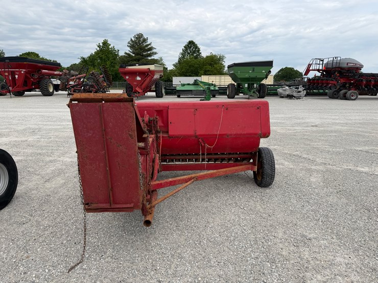 new-holland-68-image-5