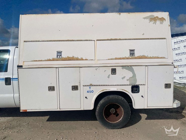 2008-ford-f-350-knapheide-kuv-enclosed-service-truck-image-11