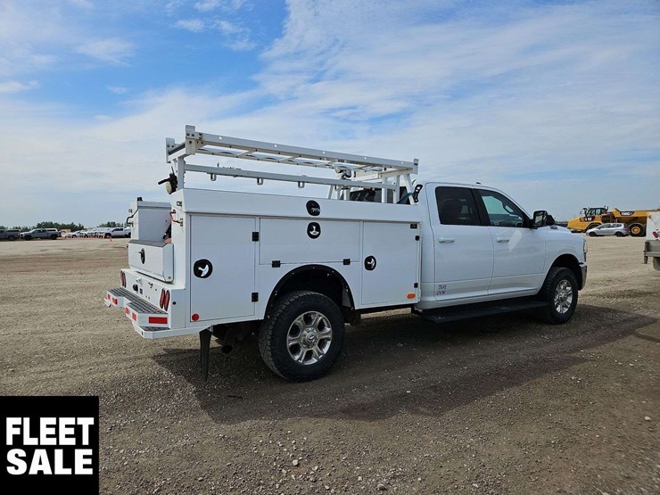 2020-dodge-2500-image-5