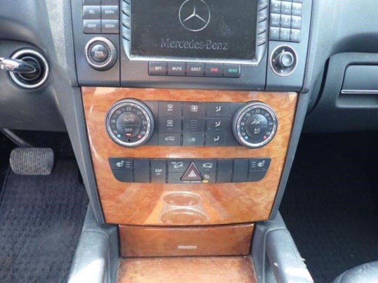 2007-mercedes-benz-ml320-image-17