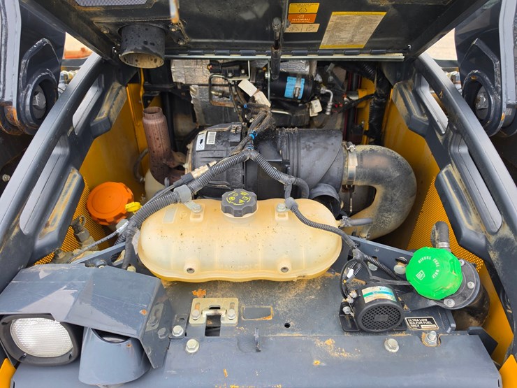 2023-deere-325g-image-20