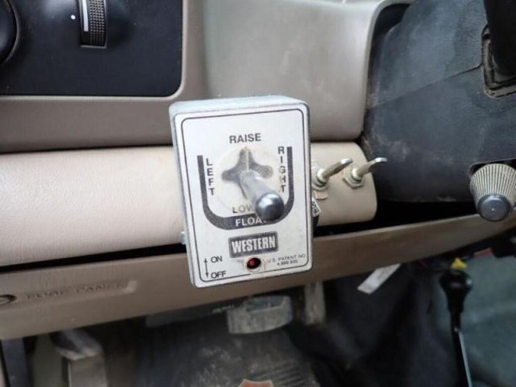 2000-ford-f550-xl-image-15