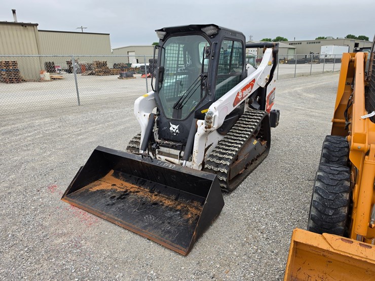 2021-bobcat-t66-image-25