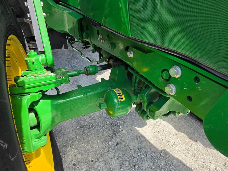 2016-john-deere-6145r-image-25