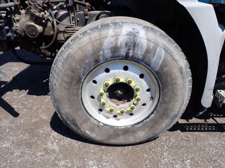 2015-mack-granite-gu813-image-43