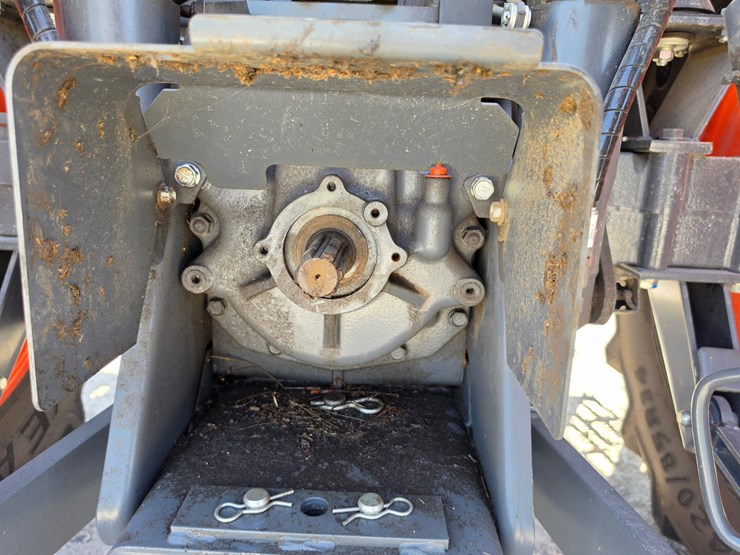 2022-kubota-m5-111-image-13