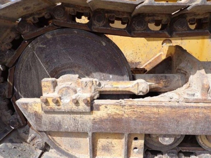 2005-deere-450j-lt-image-34