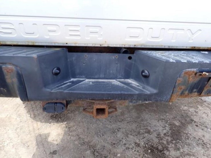 2013-ford-f250-xl-image-36