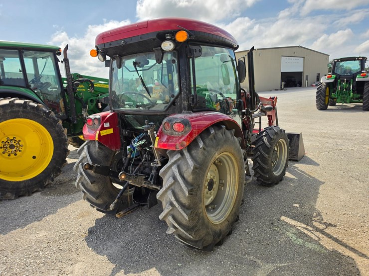2022-case-ih-farmall-75a-image-21