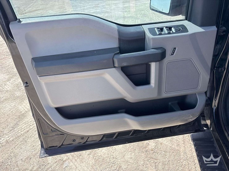 2019-ford-f150-image-11