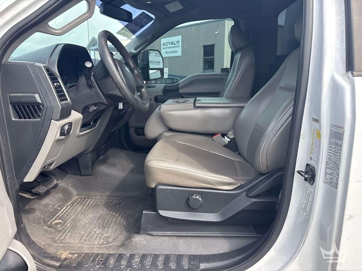 2019-ford-f250-image-19