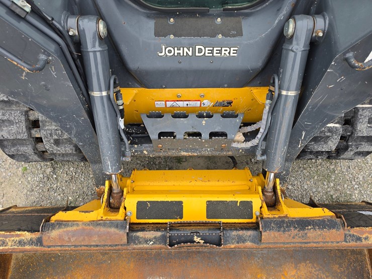 2023-deere-325g-image-5