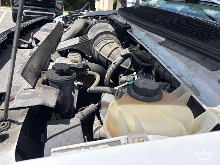 2017-ford-e350-image-10
