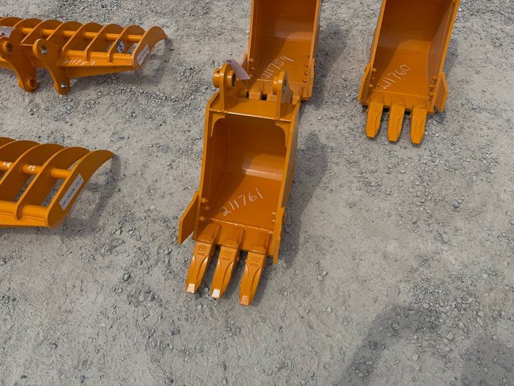caterpillar-307-image-1