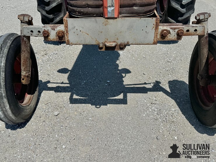 1962-massey-ferguson-65-image-12