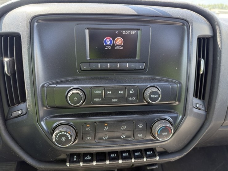 2016-gmc-sierra-2500-image-27