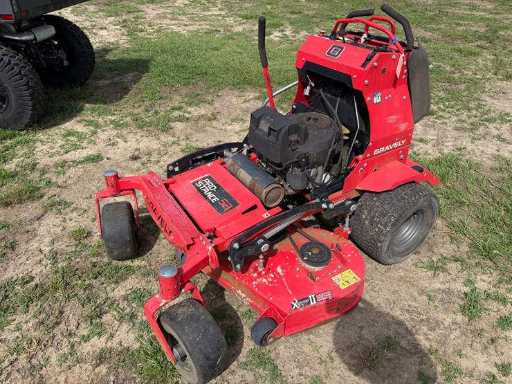 gravely-prostance-52-image-1