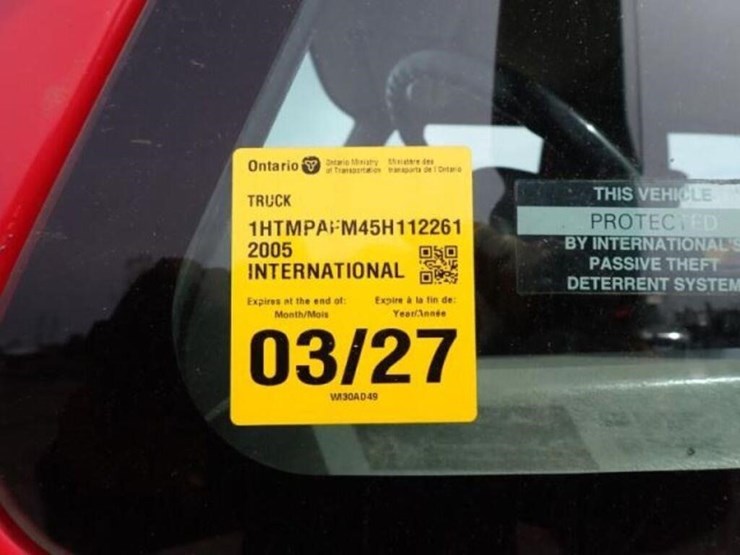 2005-international-durastar-4200-image-23