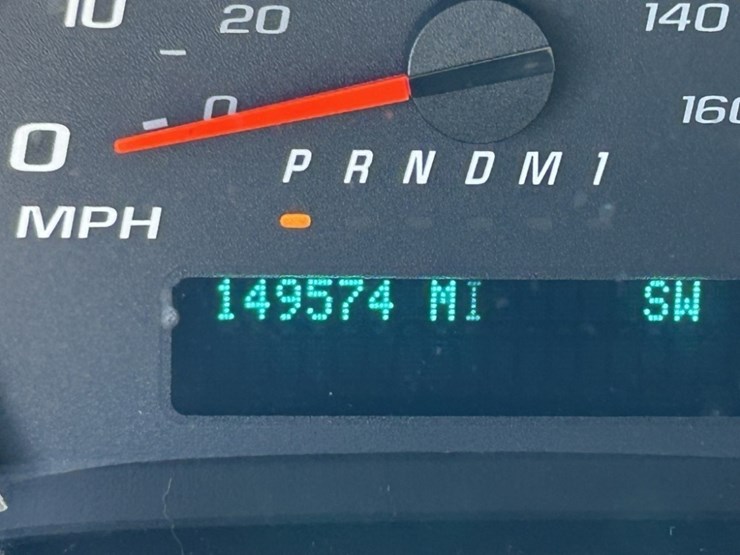 2010-chevrolet-express-passenger-van-image-18