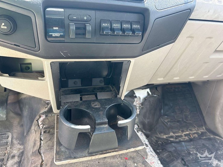 2008-ford-f-350-kanpheide-kuv-enclosed-service-truck-image-17