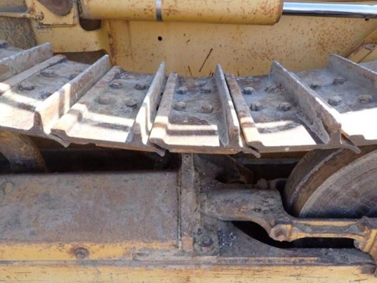 2005-deere-450j-lt-image-48