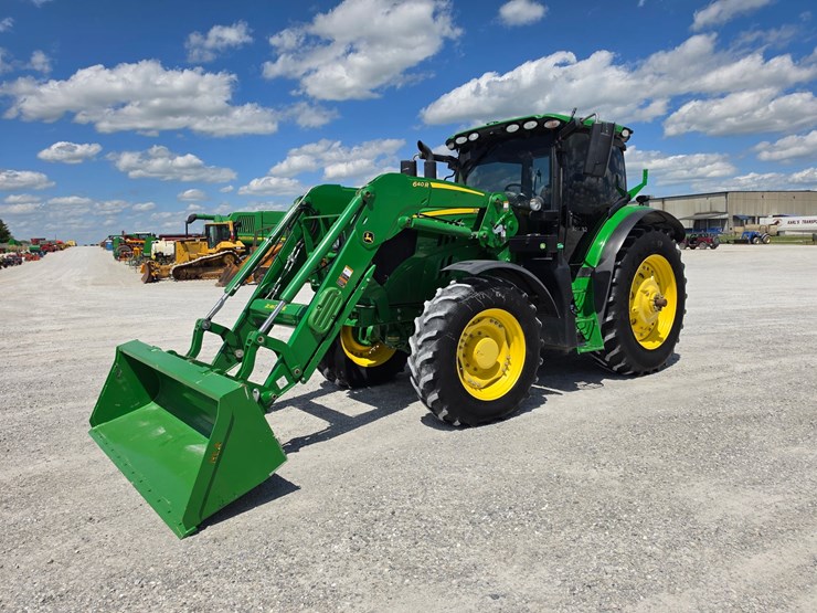 2016-john-deere-6145r-image-1