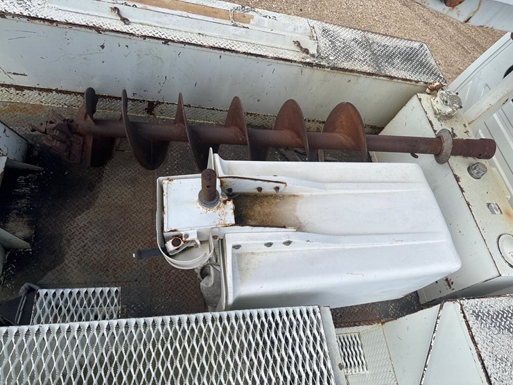 2004-international-durastar-4300-image-24