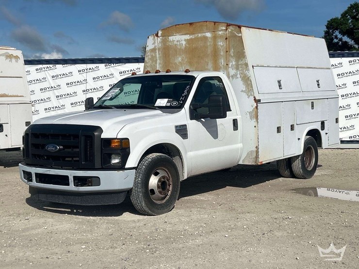2008-ford-f-350-knapheide-kuv-enclosed-service-truck-image-1