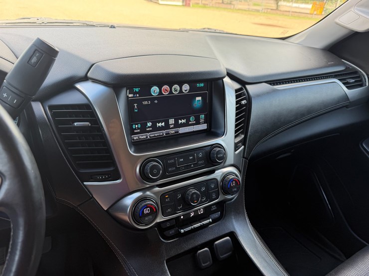 2018-chevrolet-tahoe-image-10