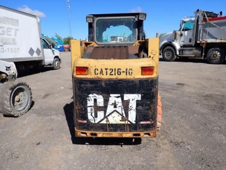 2006-caterpillar-216b-image-6
