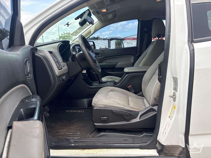 2019-chevrolet-colorado-image-6