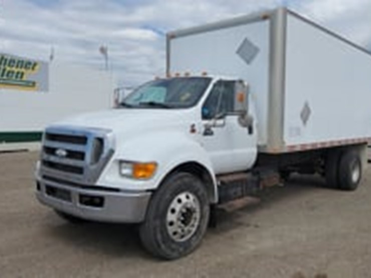 2009-ford-f750-image-5