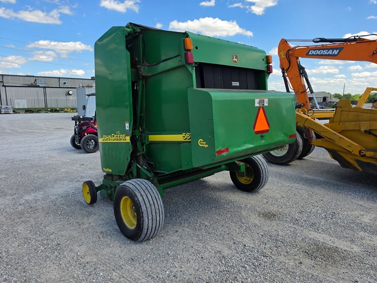 2003-john-deere-567-image-10